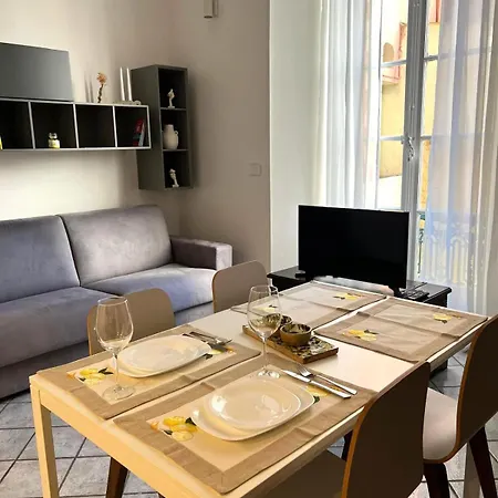 Apartamento Exclusive By Sea Near Monaco For 3 People W Lan Kitchen Bedroom